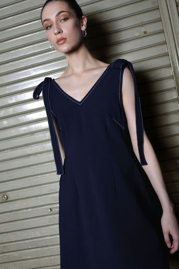 dress, dress wanita, dress wanita kekinian, dress wanita warna navy, dress wanita berkerah tanpa lengan