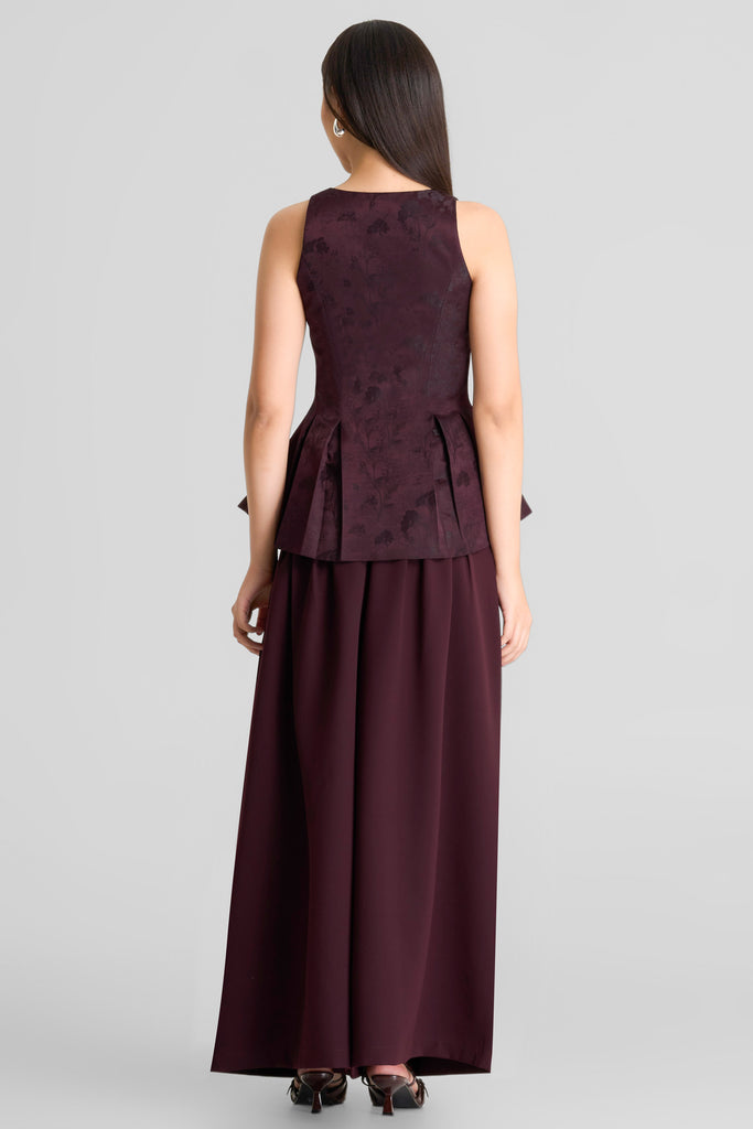 Top, atasan wanita, floral patern top, atasan lengan pendek, peplum top, top pesta, top jacquard, top elegant, atasan wanita simple, top v neck, top LOOKBOUTIQUESTORE