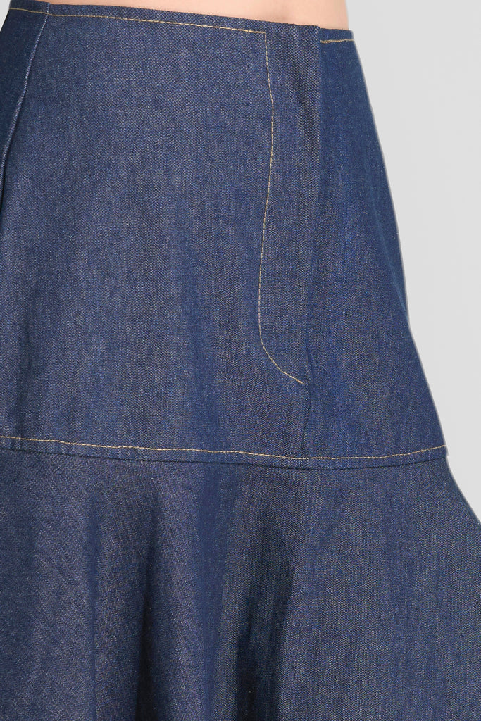 Skirt, rok, rok wanita, midi skirt, denim midi skirt, flared skirt, denim flared midi skirt, rok denim wanita casual, denim flared midi skirt LOOKBOUTIQUESTORE