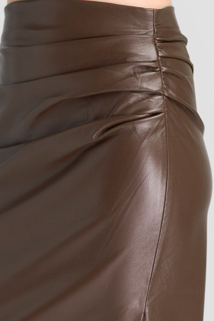 Skirt, bawahan wanita, bottom, rok kulit, leather skirt, Leather skirt wanita, Leather skirt dengan slit samping, Rok leather, Leather skirt wrap model, LBS, LOOKBOUTIQUESTORE